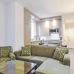 Unbeatable Apartment In Midtown Manhattan